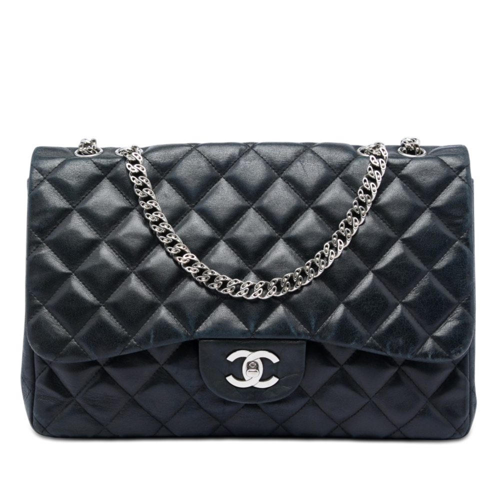 Pre-Loved Chanel Jumbo Classic Lambskin Single Flap